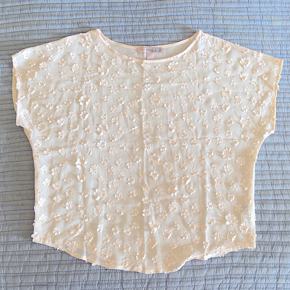 Love21 light and airy woman’s top size Small